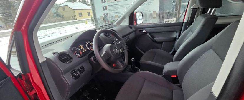 Volkswagen Caddy 2014 дизель 1.6 СЕМИМІСНИЙ