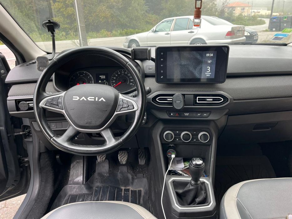 Dacia Jogger 1.0 ECO-G Extreme 7 L Bi-Fuel (IVA dedutível)