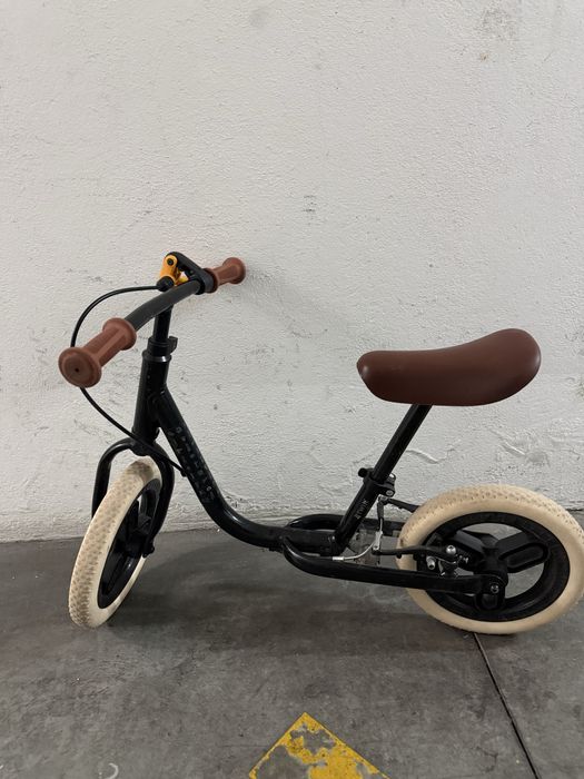 Bicicleta criança equilibrio