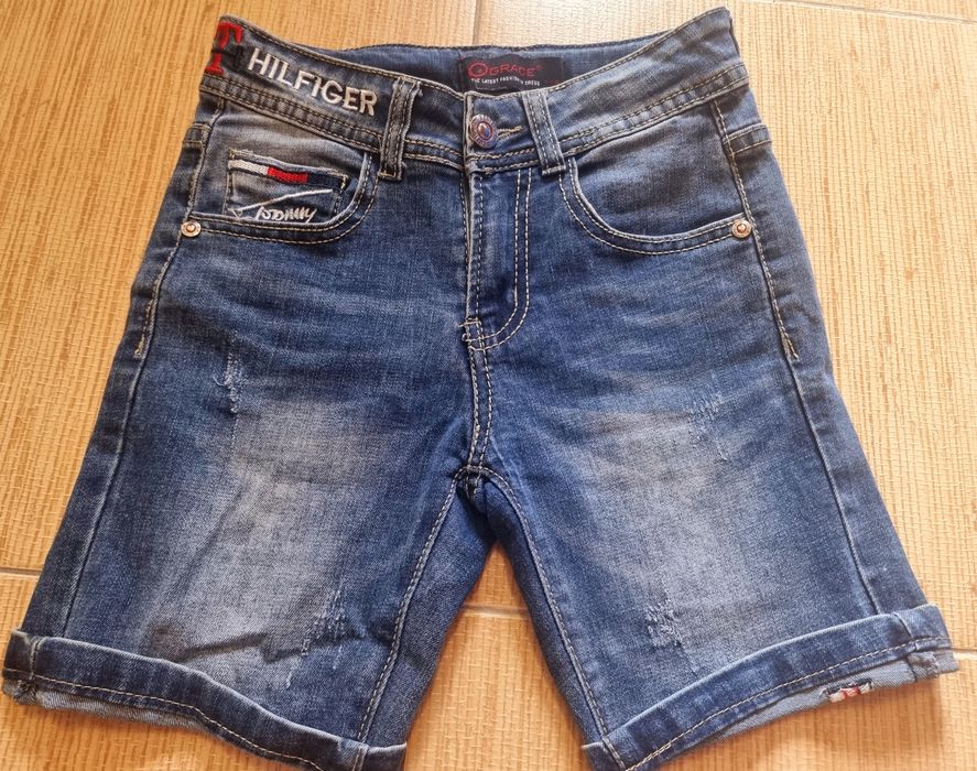 Стильные джинсовые шорты