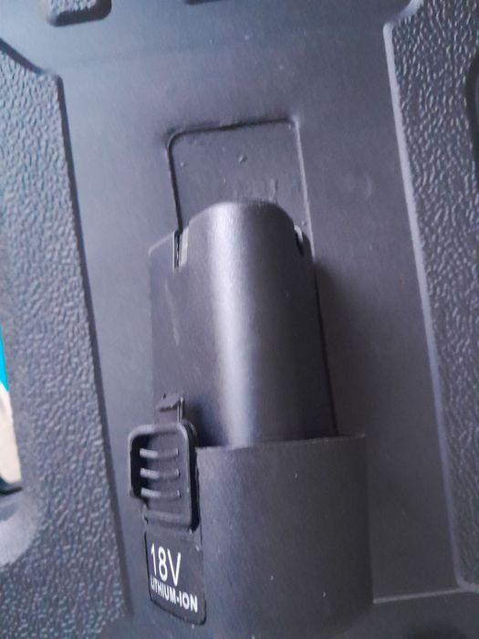 Аккумулятор 18В 2Ач Батарея Li-Ion Универсальный Новый Недорого Продам