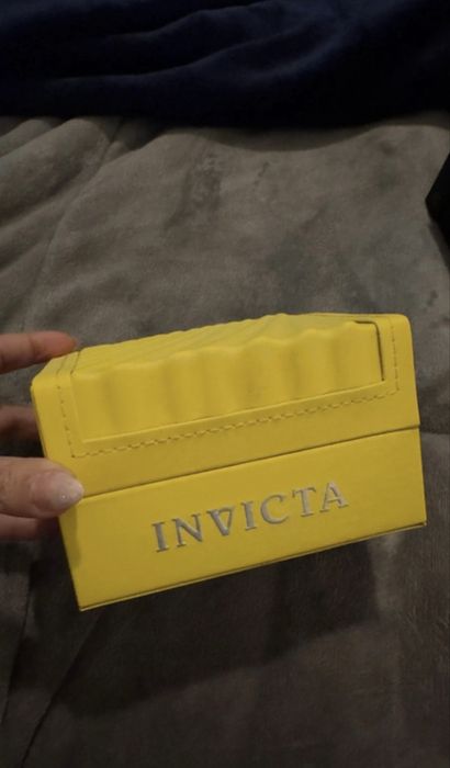 Relogio invicta dourado