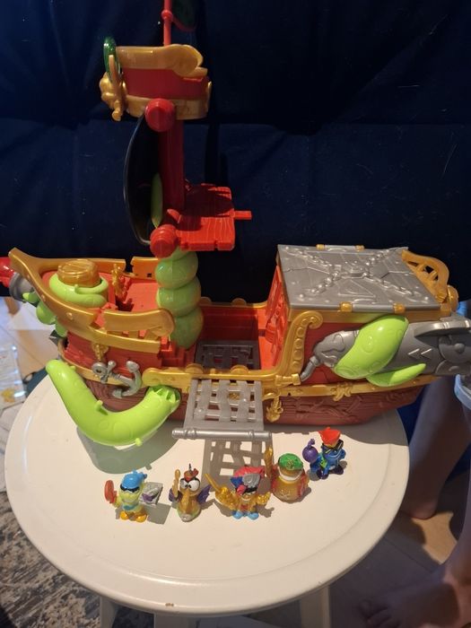 Statek Kraken Piratix plus 5 figurek