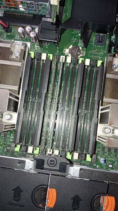 PowerEdge R730 Server63824228396931124