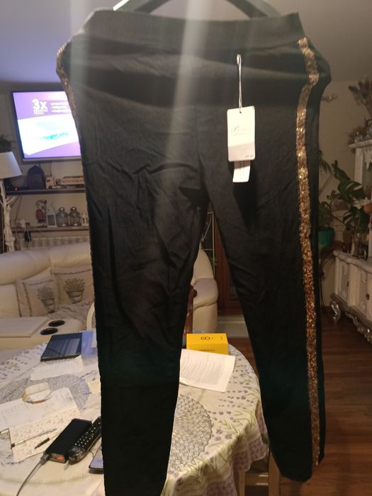 Nowe spodnie dresowe L