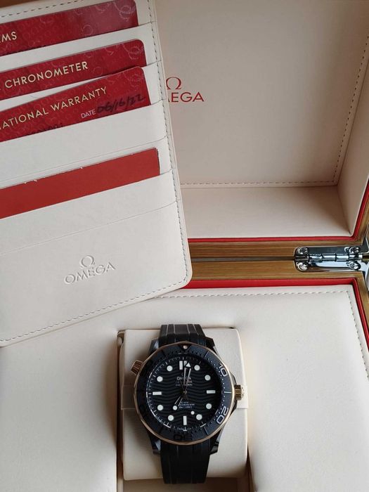 Omega Seamaster Diver 300M 43.5mm Ceramic 2022r