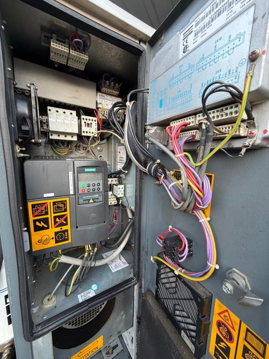 Kompresor śrubowy Atlas Copco GA11 VSD 11kW falownik  1.7m3/min