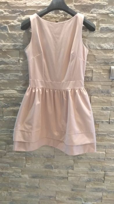 Sukienka pudrowy róż