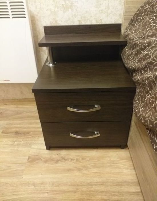 Тумбочки  прикроватные