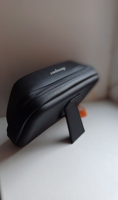 Чохол для телефону DEEPER