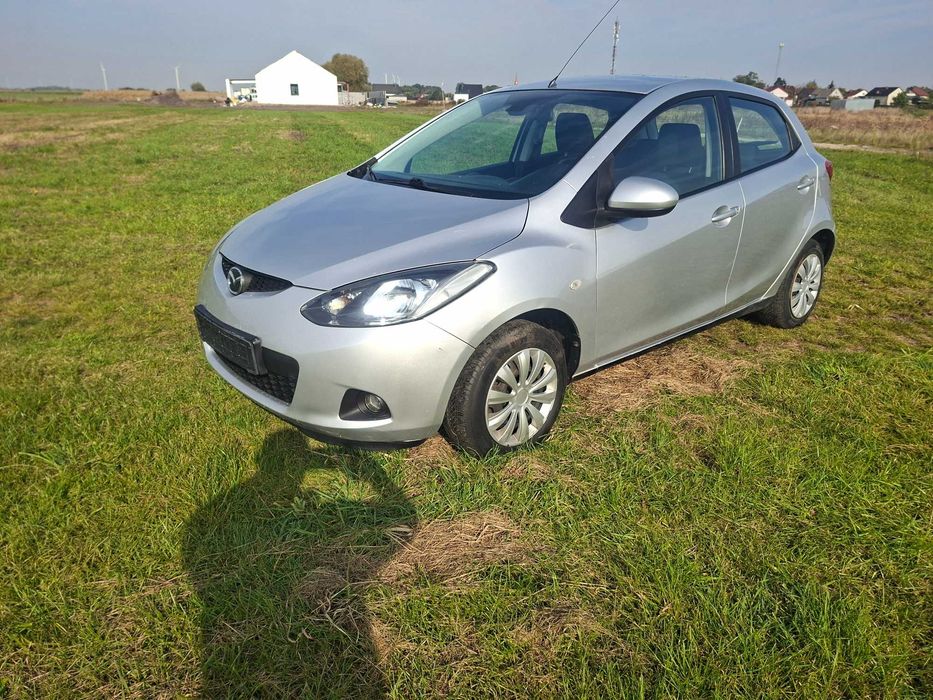 Mazda 2 * 1,3 benzyna * klima * grzane fotele
