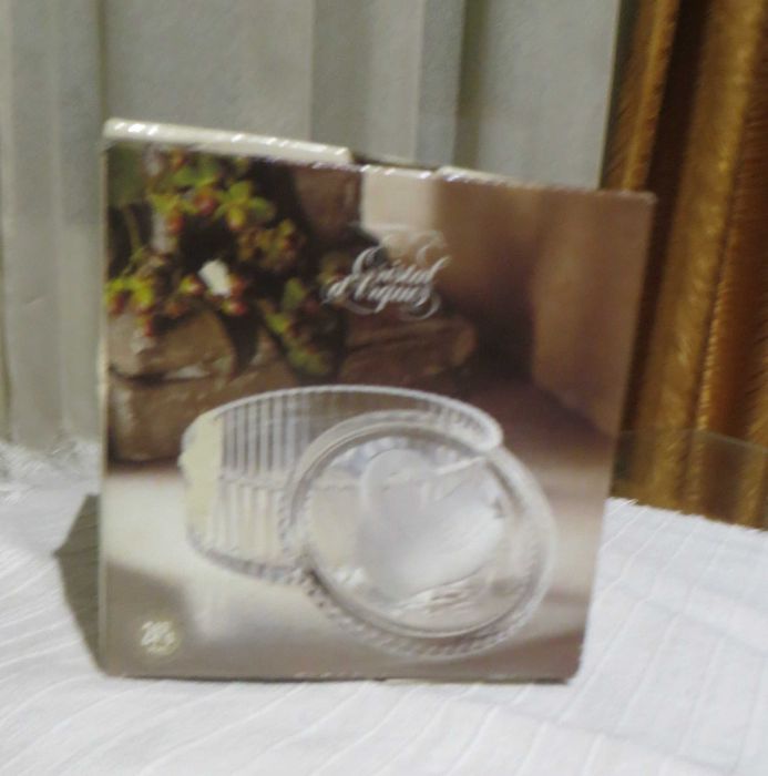 Guarda Joias Cristal D´Arques, Cisne em opaco 12 x 10 x 4,5 Nova c/ cx