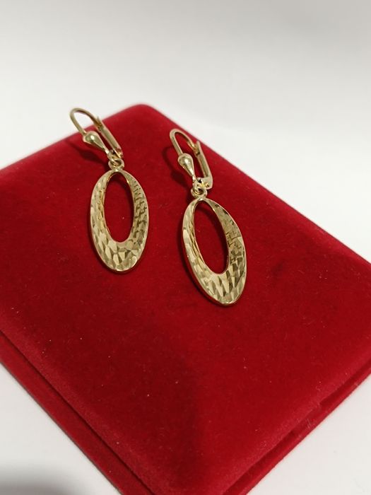 Złote kolczyki wiszące młotkowane, złoto próby 585