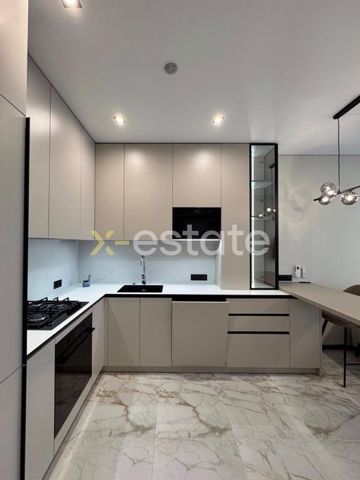 Оренда однокімнатної квартири в ЖК бізнес-класу біля ТЦ Фабрік