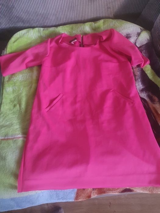 Sukienka różowa ładna