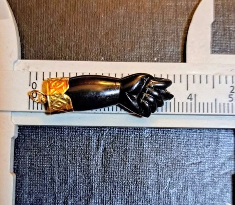 Pendentes Figas em Ouro amarelo de 19,2kt.
