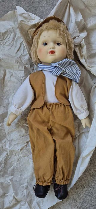 Lalka porcelanowa typu Minka lata 90