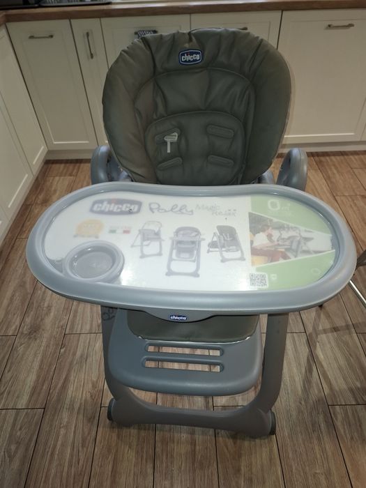 Krzesełko do karmienia firmy chicco