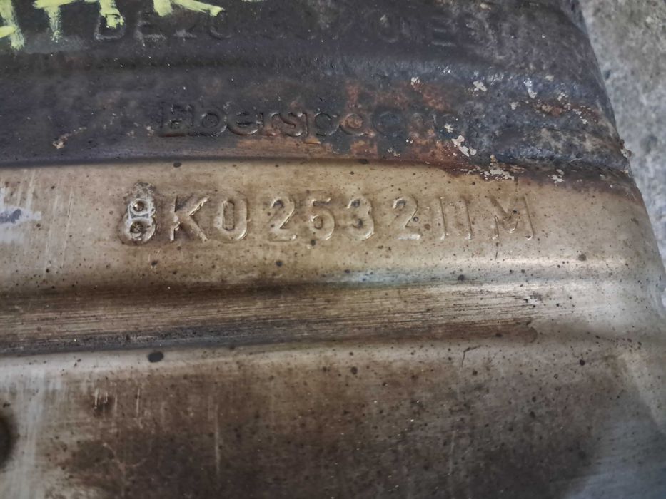 Tłumik wydech końcowy kompletny QUATTRO AUDI A4 B8 A5 8T 1.8 2.0 TFSI