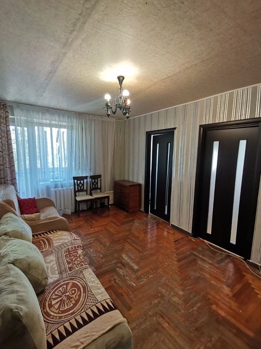 Продам 4х кімнатну квартиру, центр Хортицького району , Лахтинська