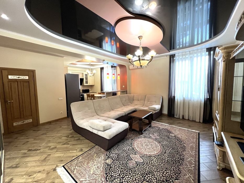 Подобова оренда . Район парку Шевченка . Vip апартаменти