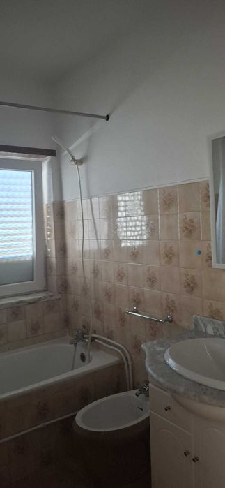Moradia T2 para Arrendar em Britiande (Lamego) | Mobilada ou sem mobília