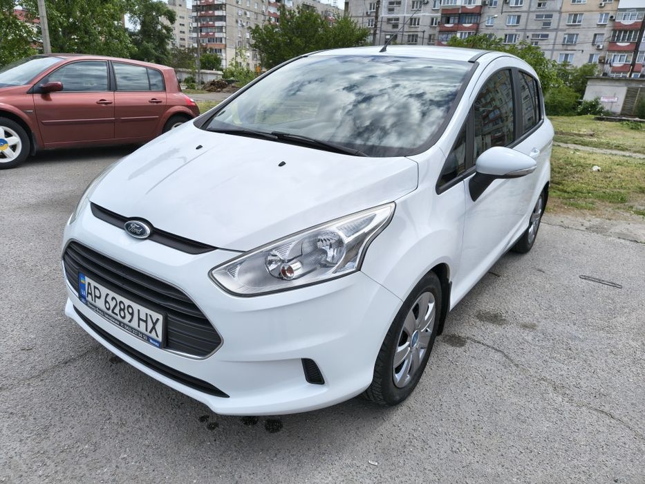 Ford B-max власник