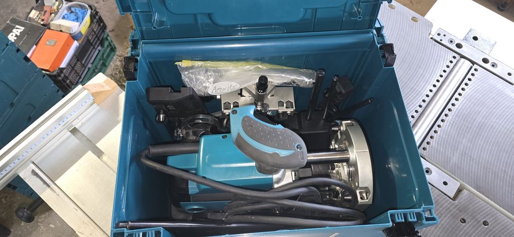 Tupia Makita RP1800 (estado novo)