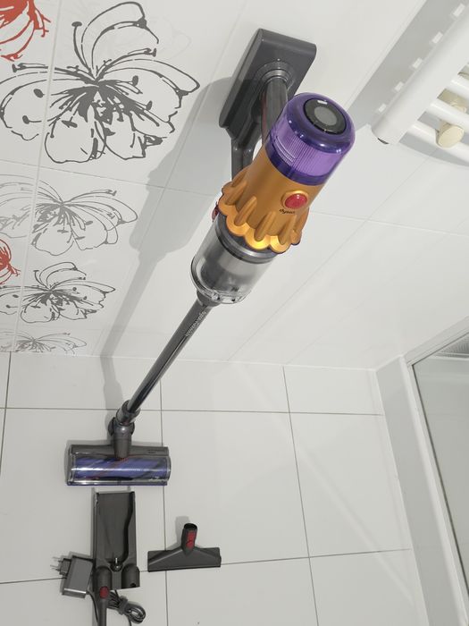 Pewny Oryginał Dyson V12 Detect jak nowy