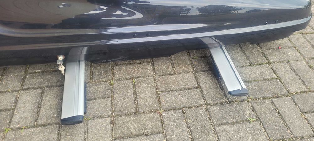 Box  dachowy Mont Blanc Triton 450 + bagażnik belki poprzeczne Thule