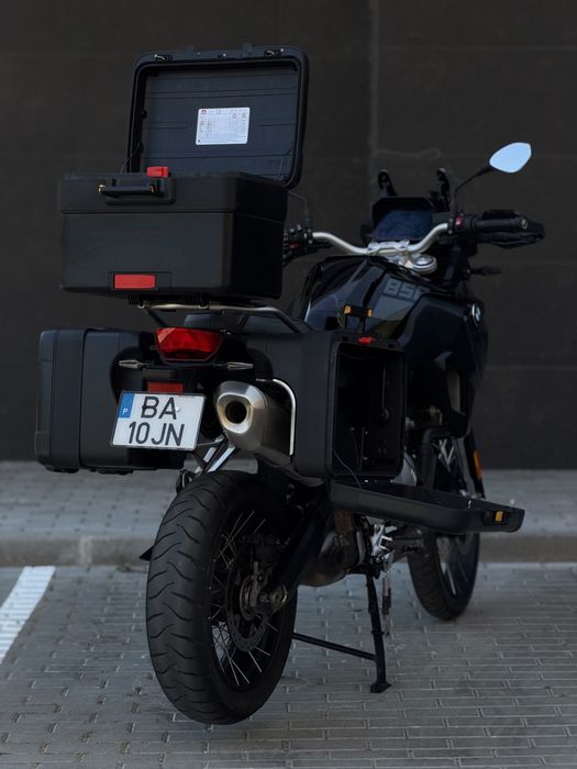 BMW F850GS - Triple Black! Full Extras!