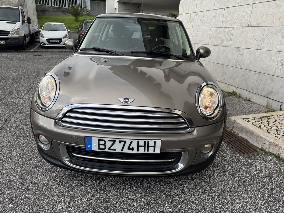 Mini Cooper 1.6 D motor N47 Gps Teto impecavel