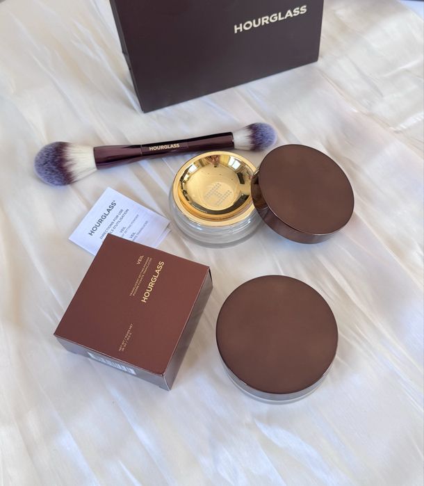 Пудра  Hourglass Veil Translucent Setting Powder