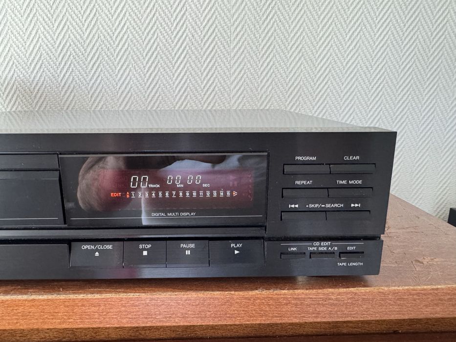 Odtwarzacz cd Technics SL-PJ26A