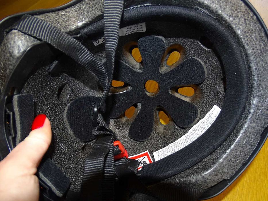 Kask Kiddimoto czarny 48-53 cm