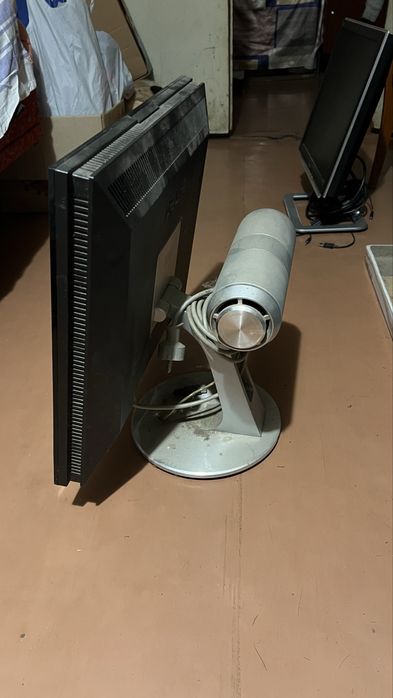 Мониторы (не рабочие, на запчасти)