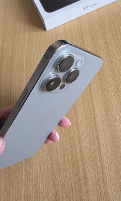 iPhone 16 Pro Max 256Gb Natural Titanium