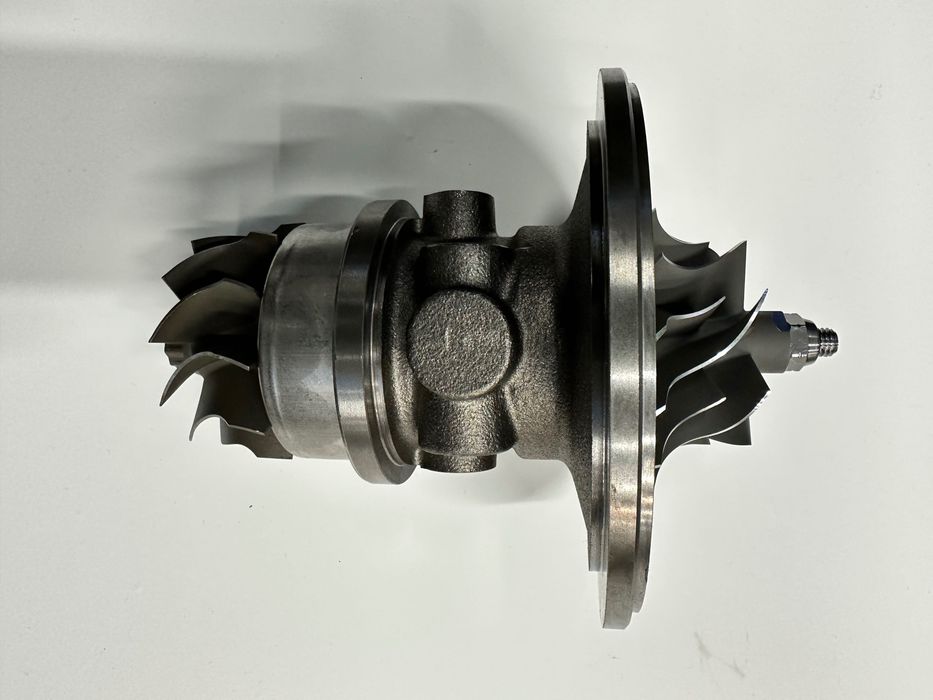 Turbosprężarka John Deere 7630,7730,Clas Ares 617,657 Nowa Chra