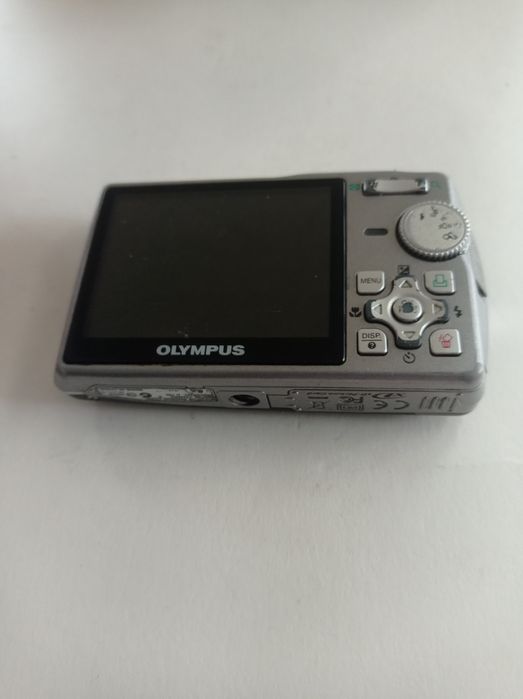 Фотоаппарат Olympus M-700