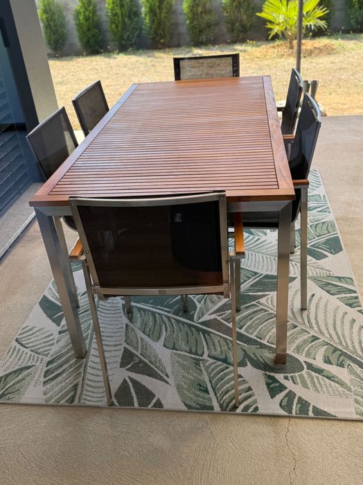 Mesa  de jardim com 6 cadeiras