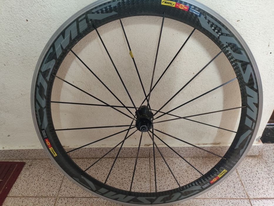 Roda Estrada Carbono Mavic