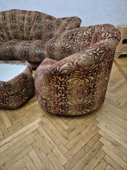 Продам диван 2 крісла і журнальний столик