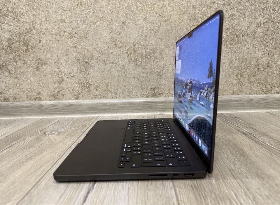 Apple MacBook Pro 14" M3 Pro 2023 18/512GB Space Black