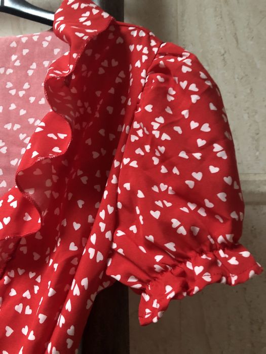Vestido estampado vermelho novo com eriqueta