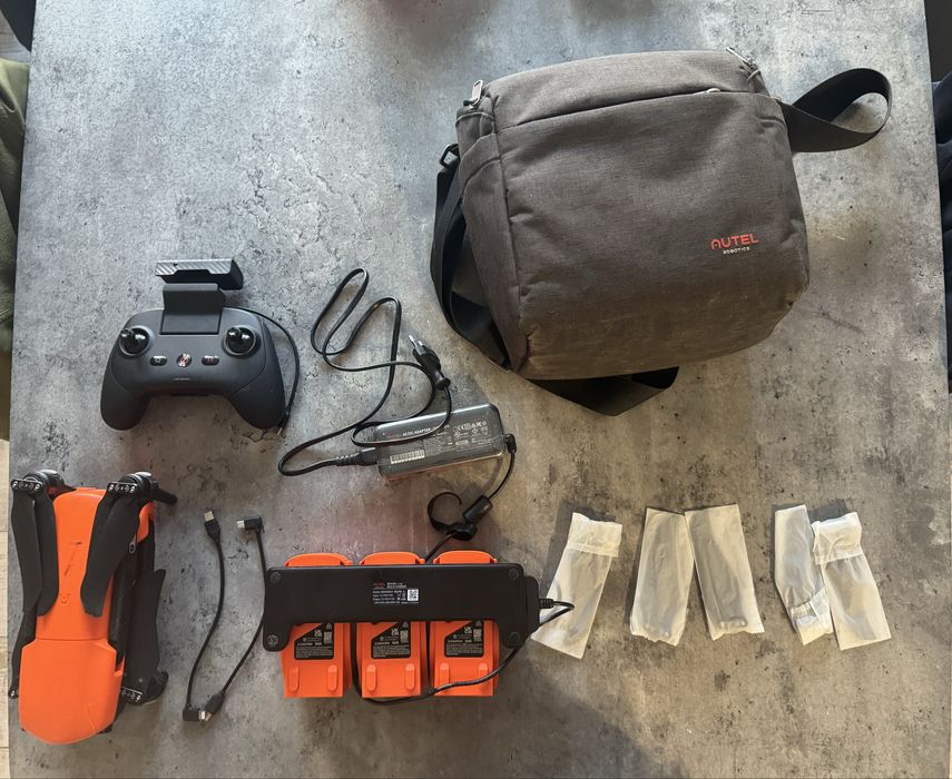 Продам квадрокоптер  Autel Evo Lite plus