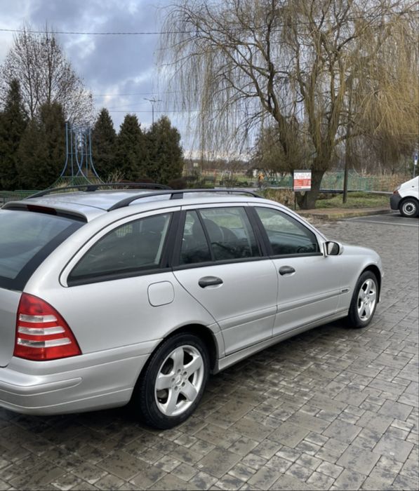 Mercedes Benz W203 C180