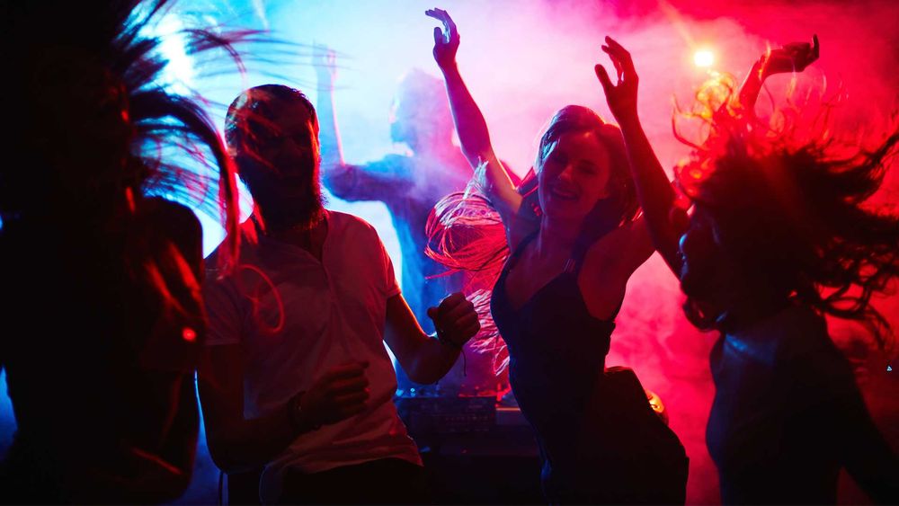 Диджей. DJ , музика. Новоголний корпоратив, свадьба, день рождения