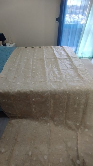 Cortinas novas, nunca usadas