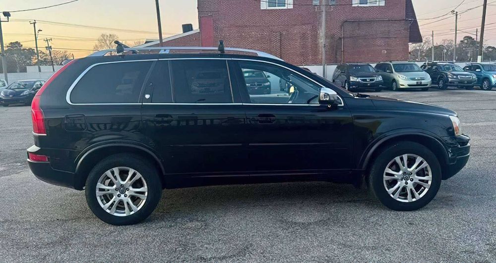 Volvo XC90      2013