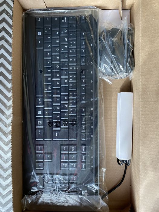 (005) Комплект FUJITSU клавіатури і мишки.